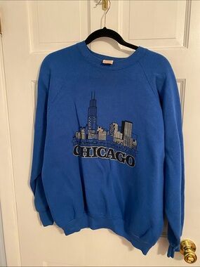 Fruit of the Loom Blue Chicago Skyline Crewneck Sweater